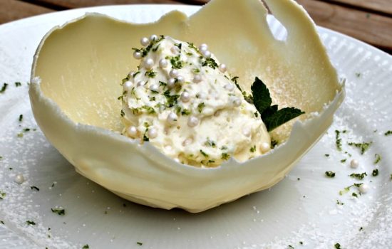 MadbloggerUdfordringen #8 – Hvid chokoladeskål med lime mascapone creme